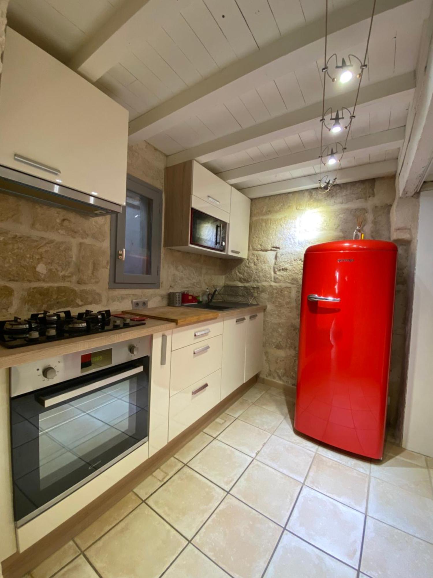 Bienvenue Au 6 - Calme Et Charme De La Pierre. Villa Fourques  Exterior foto