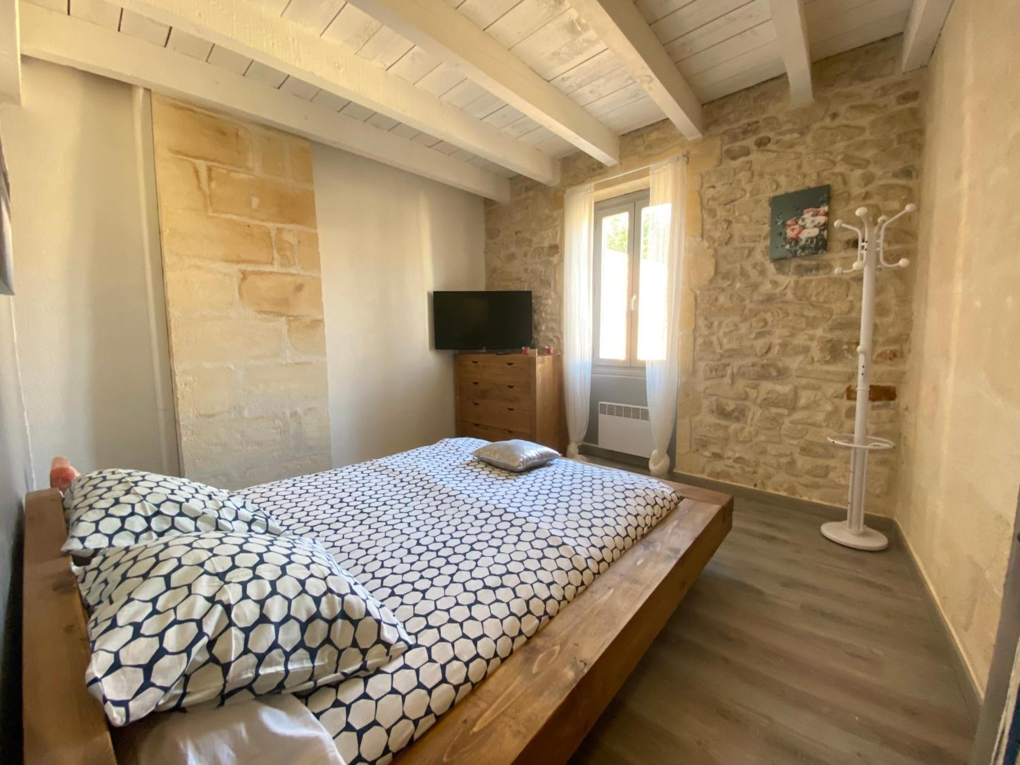 Bienvenue Au 6 - Calme Et Charme De La Pierre. Villa Fourques  Exterior foto